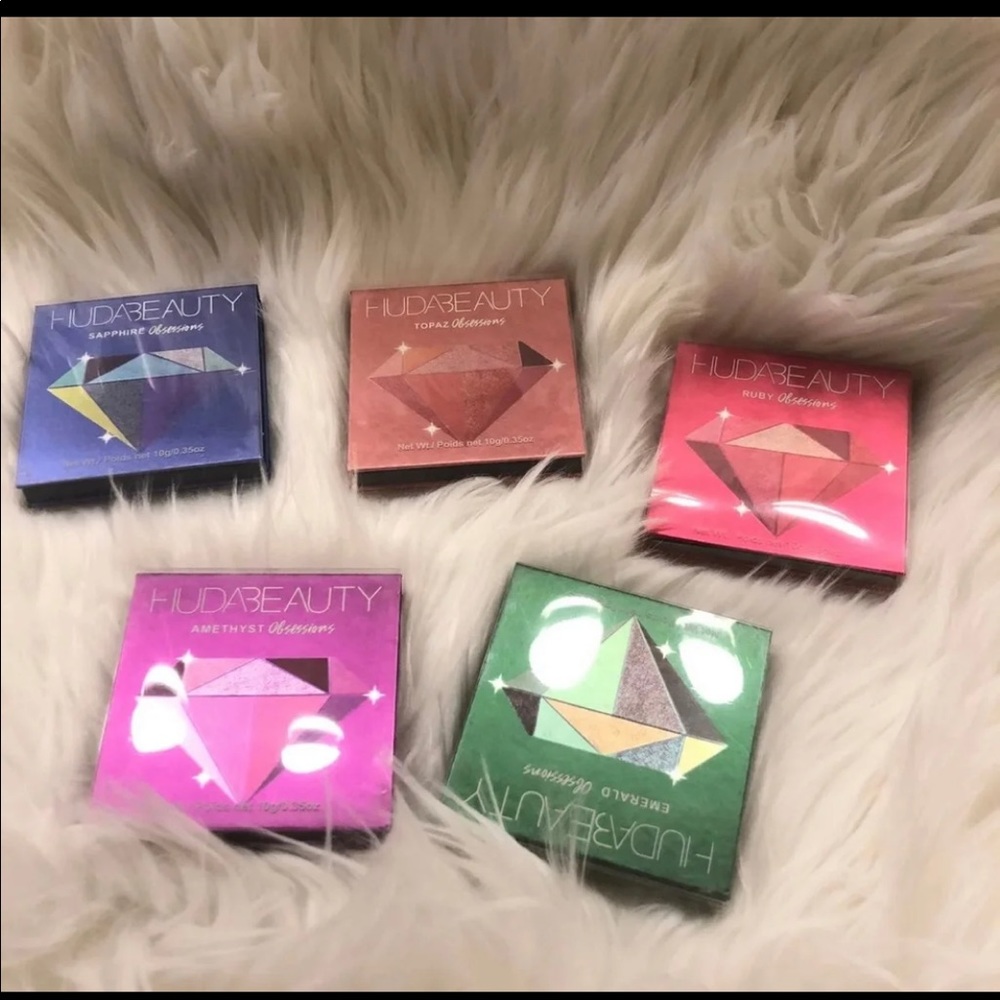 5 brand new hudabeauty eyeshadow palette